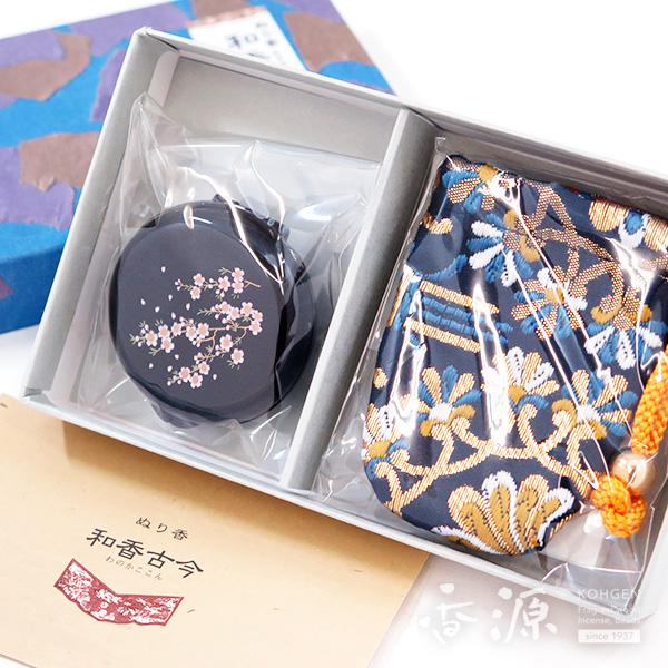 長川仁三郎商店のお香和香古今牛若の香り 桜（黒/紺）の拡大写真１