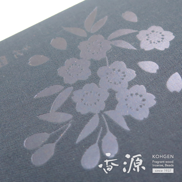 日本香堂のギフト特撰淡墨の桜化粧箱絵ローソクセットの拡大写真５