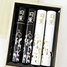 日本香堂 お線香 贈答用 ギフト 司薫 二種香（白檀・沈香） 短寸4筒入 桐箱